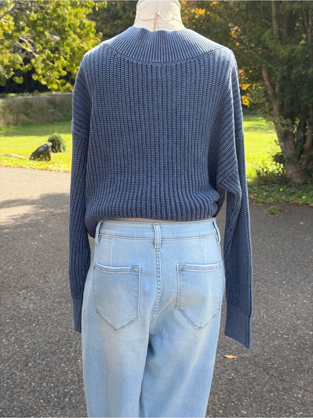 V-Neck Ribbed Knit Sweater - 💙✨ - Picture 2 of 6